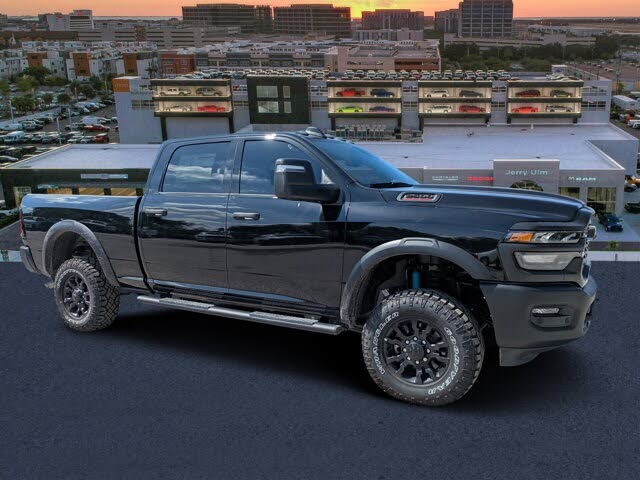 2026 RAM 2500 Tradesman Crew Cab 4WD