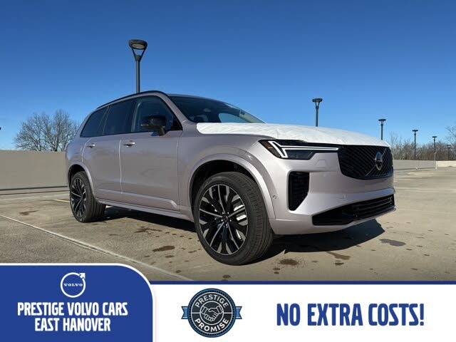 2026 Volvo XC90 B6 Ultra Dark 7-Passenger AWD
