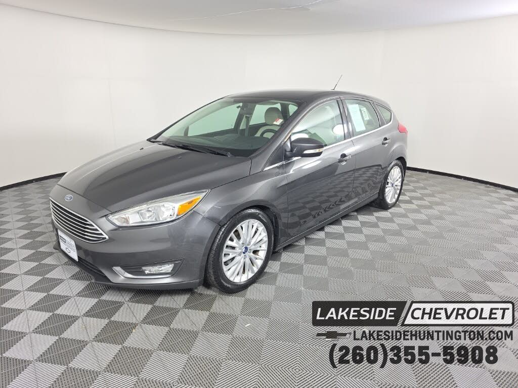 2016 Ford Focus Titanium Hatchback