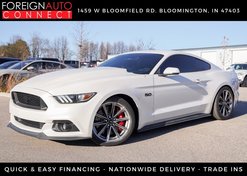 2017 Ford Mustang GT Premium Coupe RWD