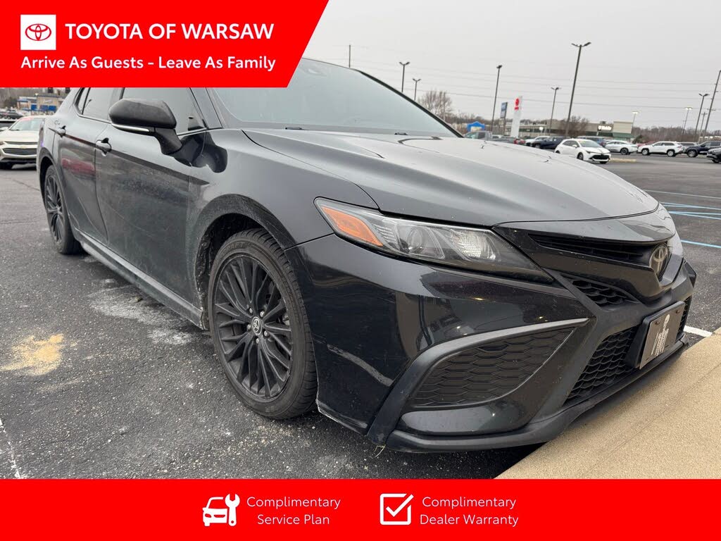 2021 Toyota Camry SE Nightshade FWD