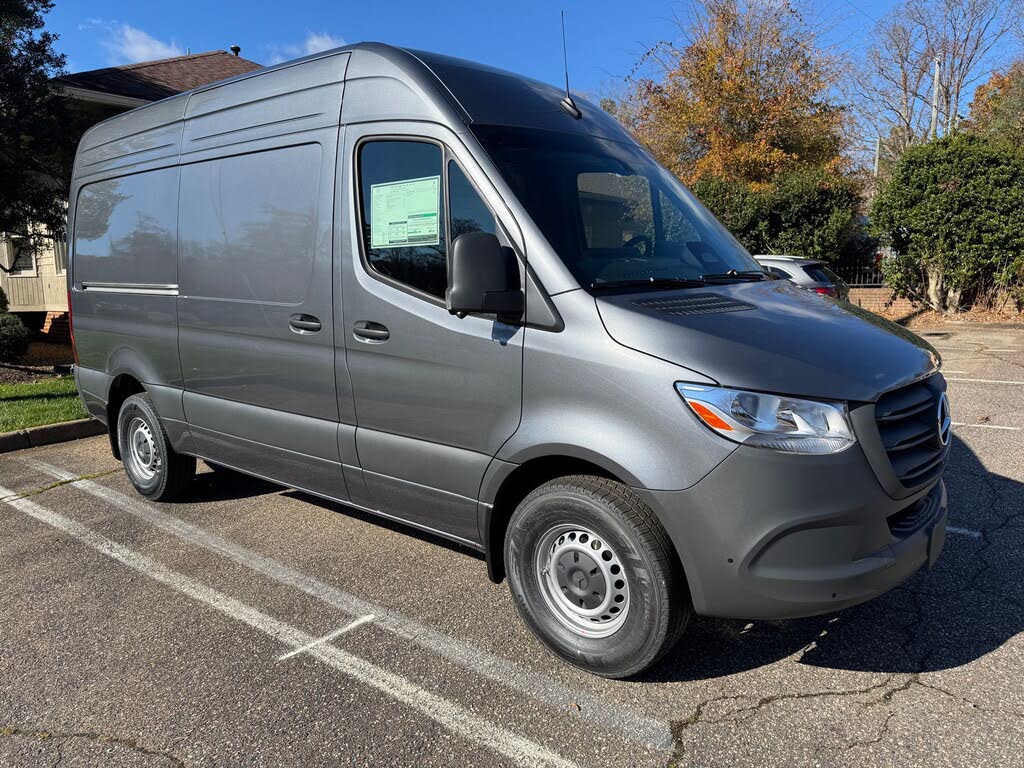 2026 Mercedes-Benz Sprinter Cargo 2500 144 RWD