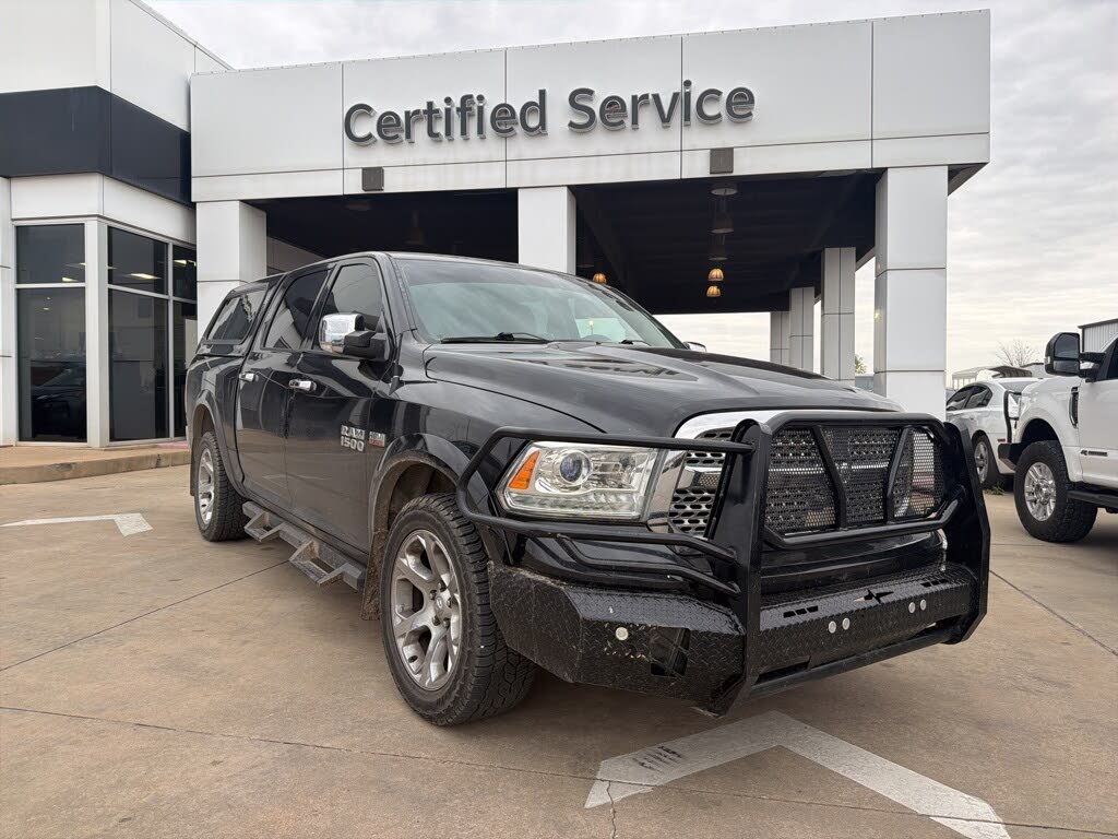 2016 RAM 1500 Laramie Crew Cab 4WD