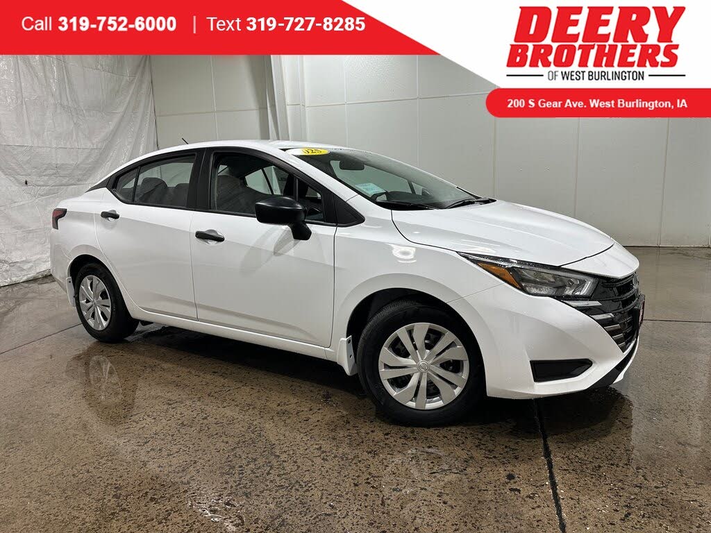 2025 Nissan Versa S FWD