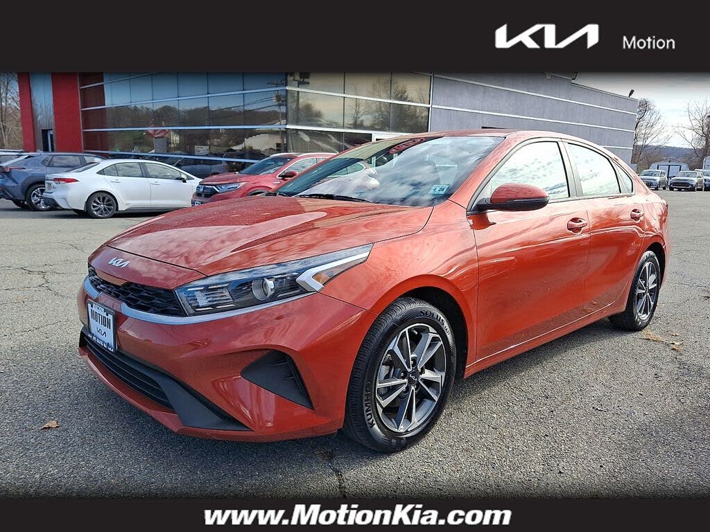 2023 Kia Forte LXS FWD