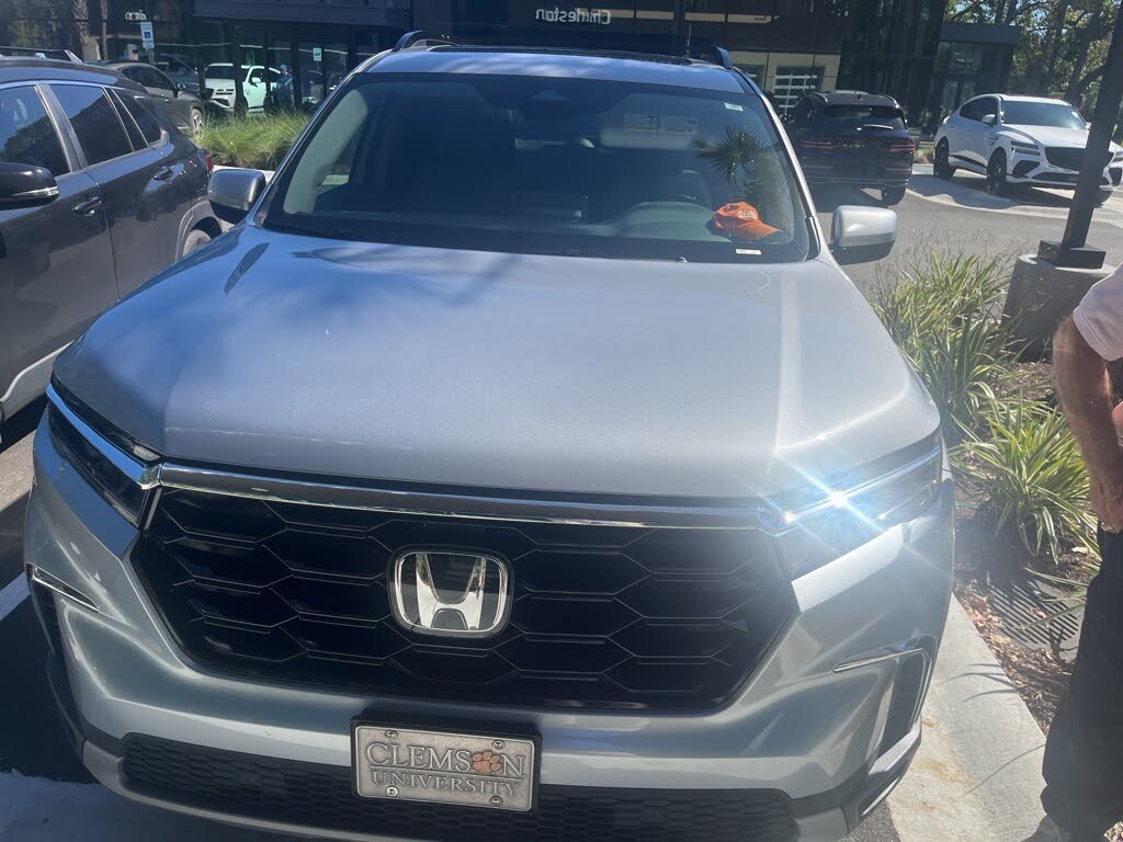 2024 Honda Pilot Touring AWD