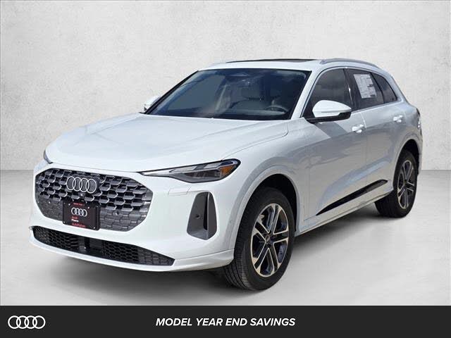 2025 Audi Q5 quattro Premium 40 TFSI
