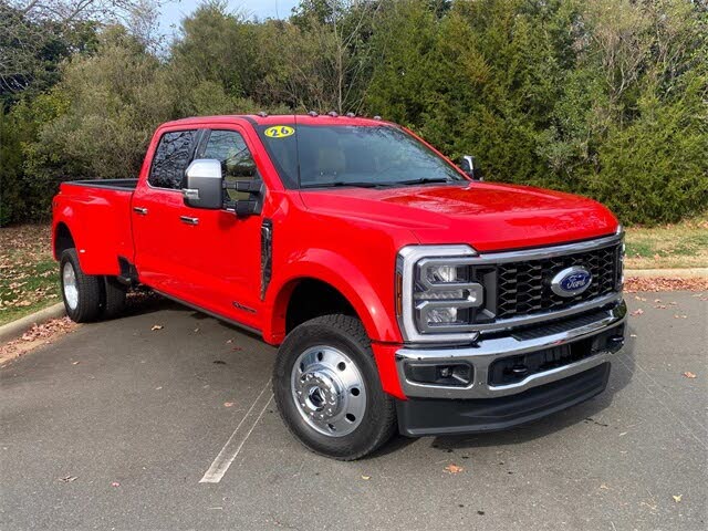 2026 Ford F-450 Super Duty Lariat Crew Cab LB DRW 4WD