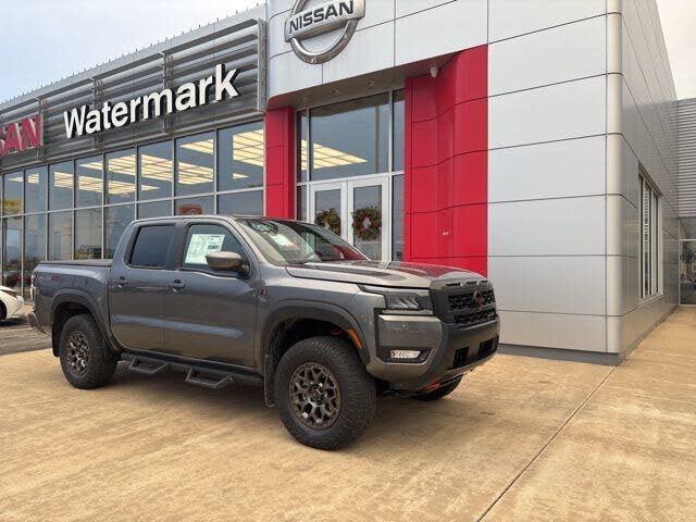 2026 Nissan Frontier PRO-4X Crew Cab 4WD