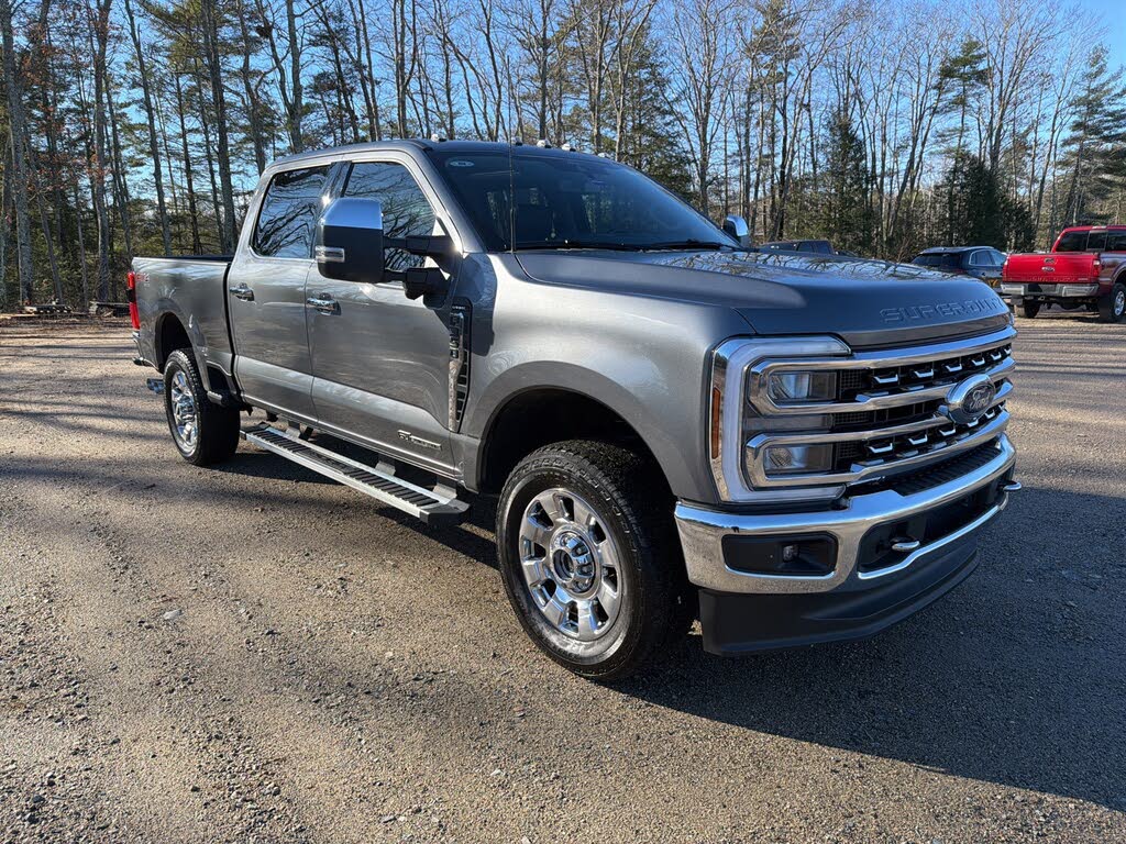2024 Ford F-350 Super Duty Lariat Crew Cab 4WD