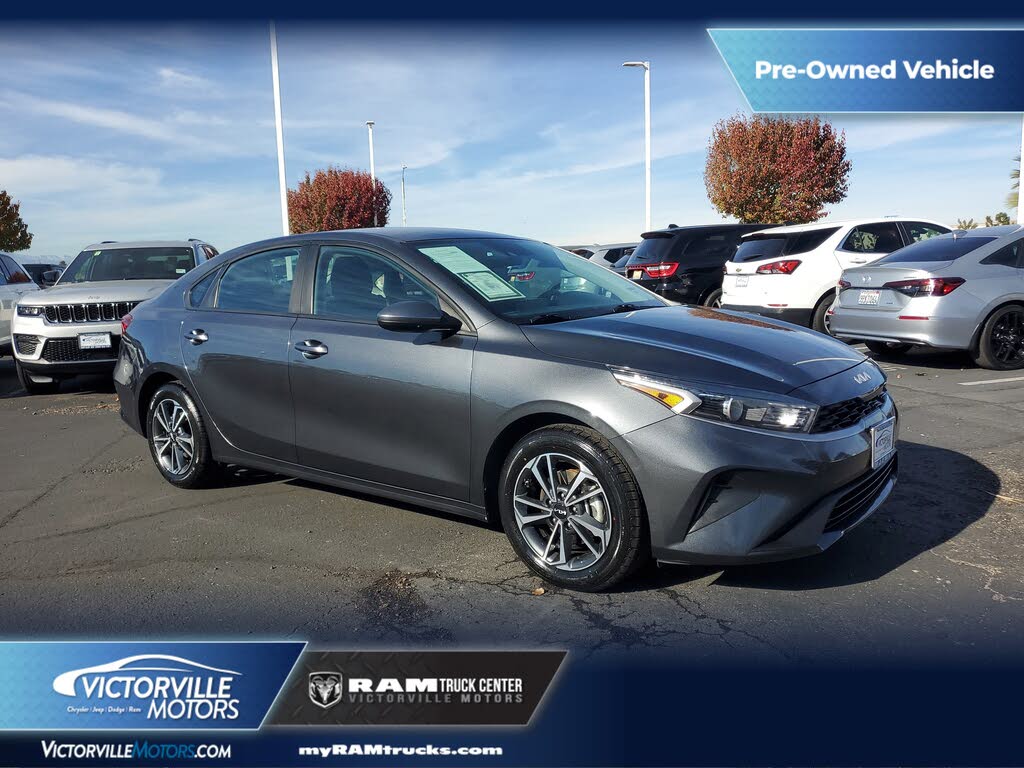 2024 Kia Forte LXS FWD