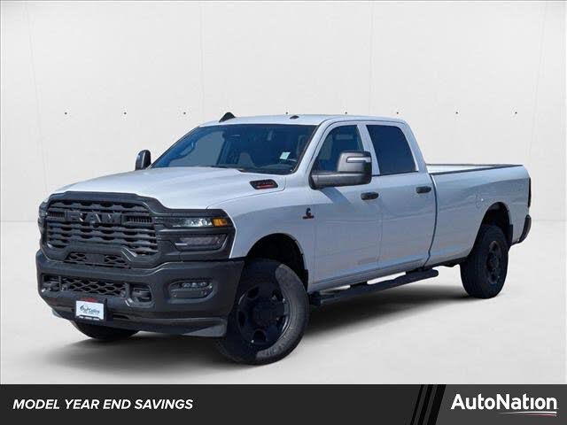 2025 RAM 3500 Tradesman Crew Cab LB 4WD