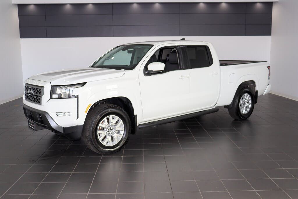 2023 Nissan Frontier SV Crew Cab LB 4WD