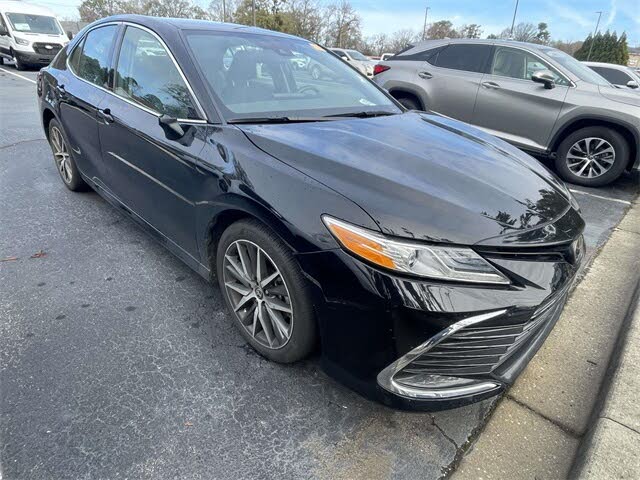 2024 Toyota Camry XLE FWD