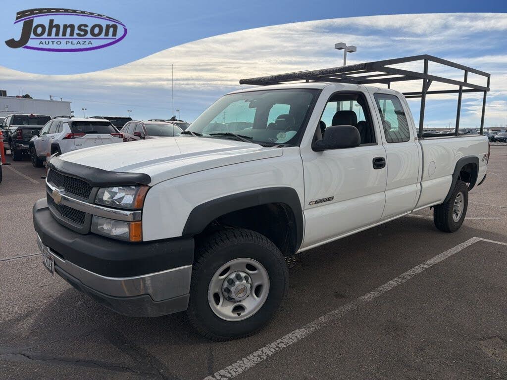 2004 Chevrolet Silverado 2500HD Work Truck Extended Cab 4WD