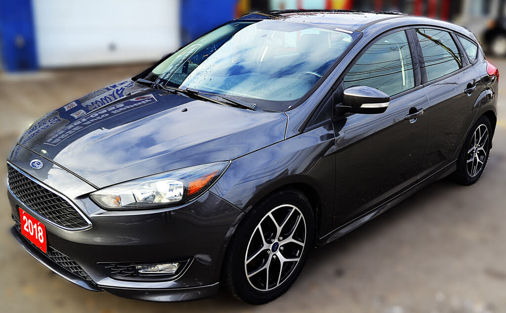 Ford Focus SE Hatchback 2018