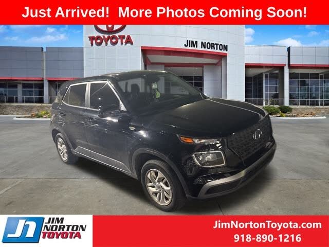 2022 Hyundai Venue SE FWD