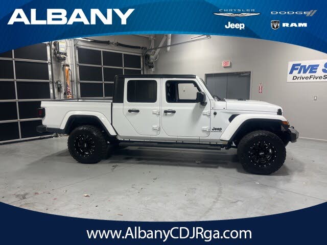 2022 Jeep Gladiator Sport Crew Cab 4WD