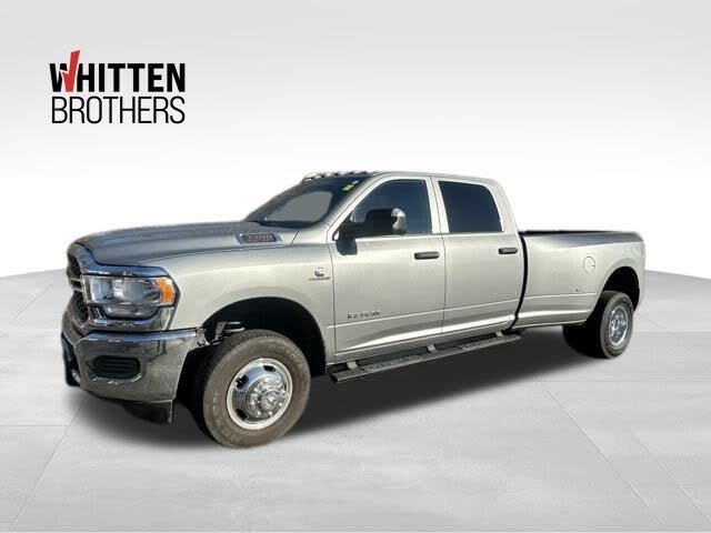 2022 RAM 3500 Tradesman Crew Cab LB DRW 4WD
