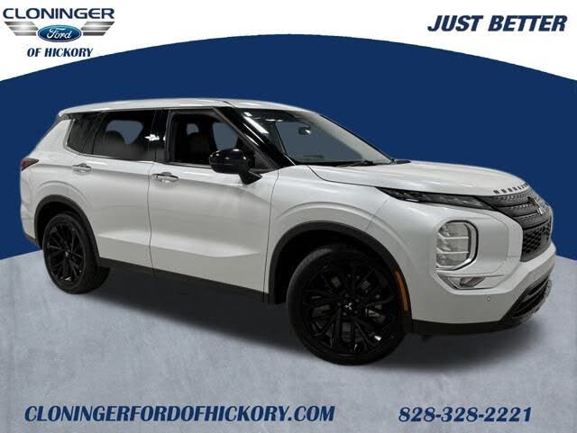 2023 Mitsubishi Outlander Black Edition FWD