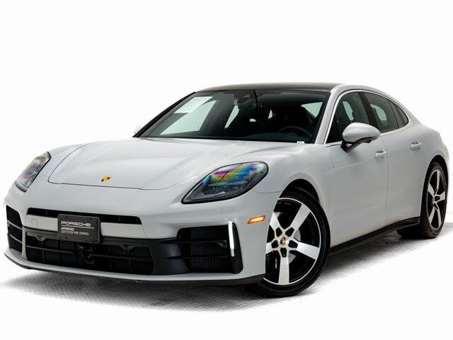 2025 Porsche Panamera 4 AWD