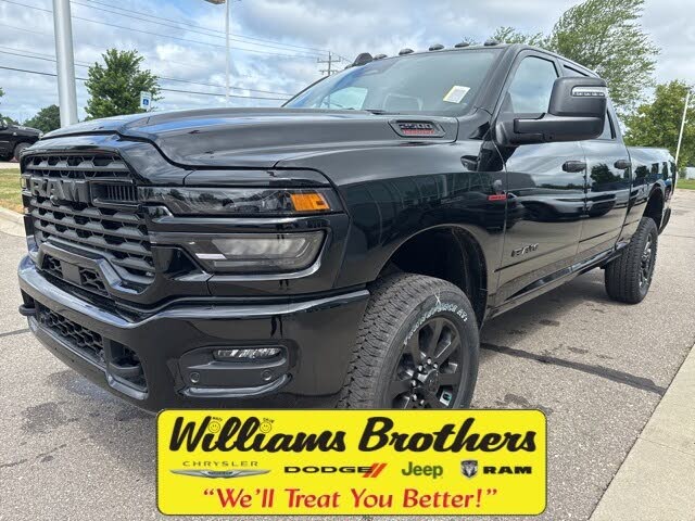 2025 RAM 2500 Big Horn Crew Cab 4WD