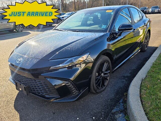 2025 Toyota Camry SE AWD