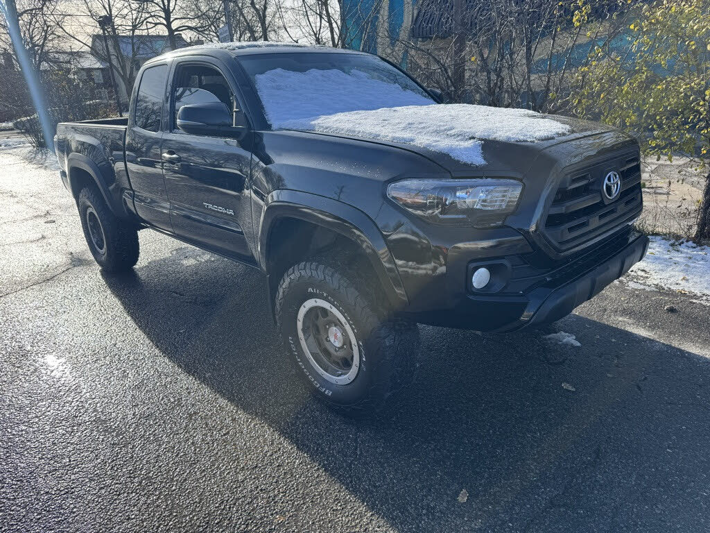 2016 Toyota Tacoma Access Cab V6 SR5 4WD