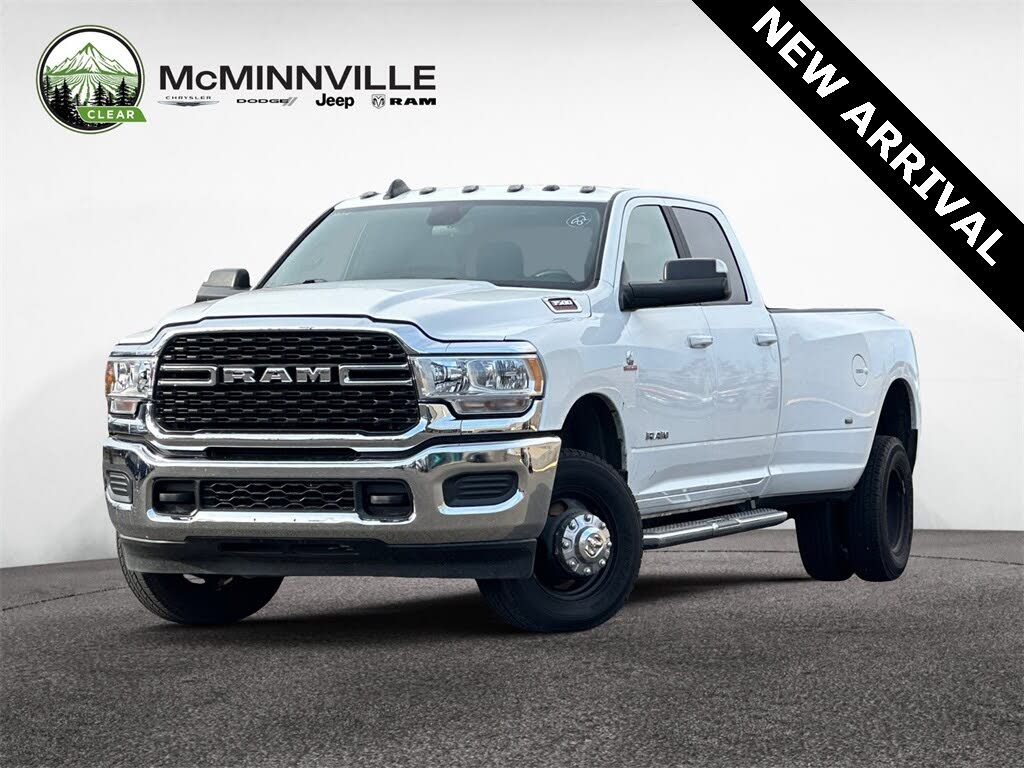 2022 RAM 3500 Big Horn Crew Cab LB DRW 4WD