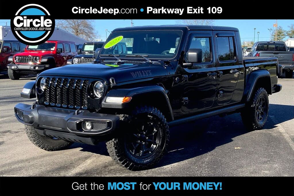 2023 Jeep Gladiator Willys Crew Cab 4WD