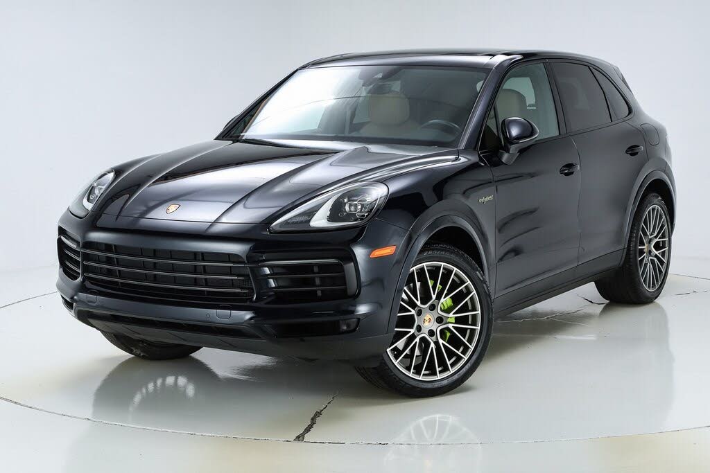 2023 Porsche Cayenne Platinum Edition AWD
