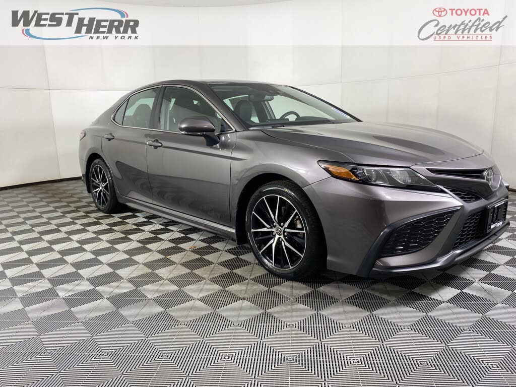 2023 Toyota Camry SE AWD