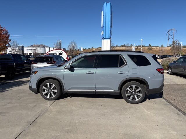 2024 Honda Pilot Touring AWD