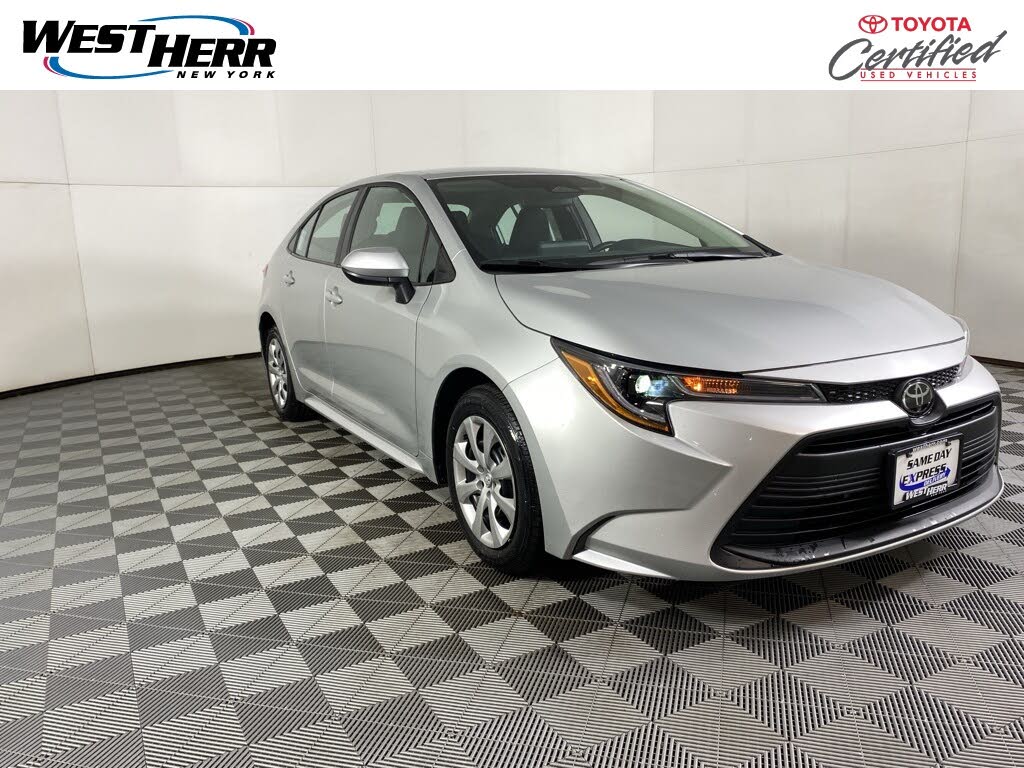 2024 Toyota Corolla LE FWD