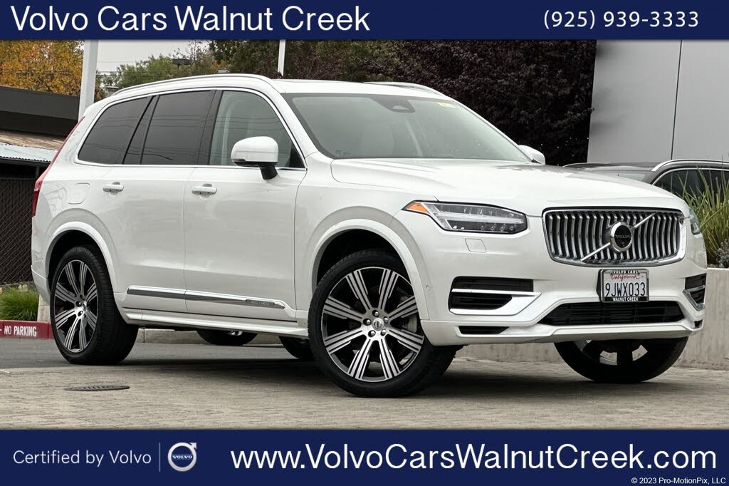2024 Volvo XC90 Recharge T8 Ultimate Bright Theme 7-Passenger eAWD