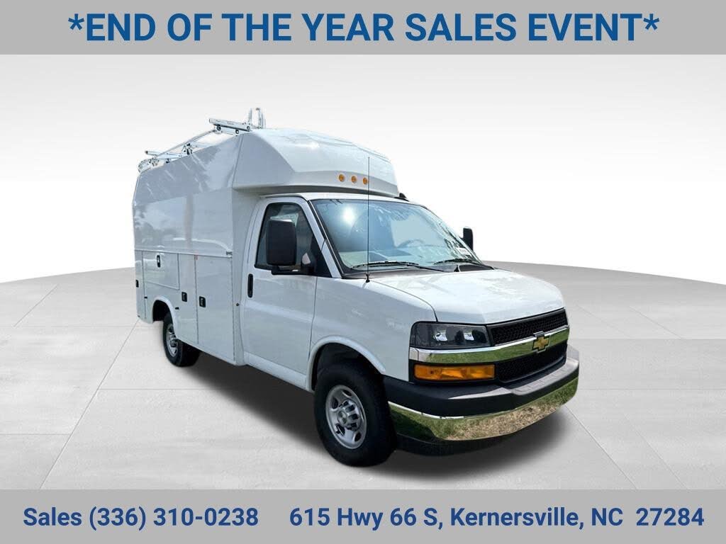 2025 Chevrolet Express Chassis 3500 Cutaway 139