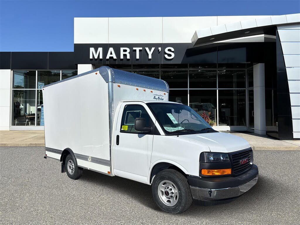 2025 GMC Savana Chassis 3500 139 Cutaway RWD