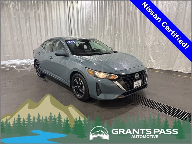 2025 Nissan Sentra SV FWD