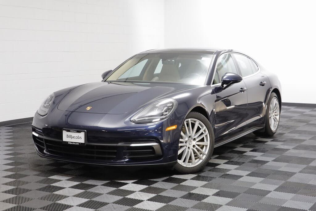 2018 Porsche Panamera 4 AWD