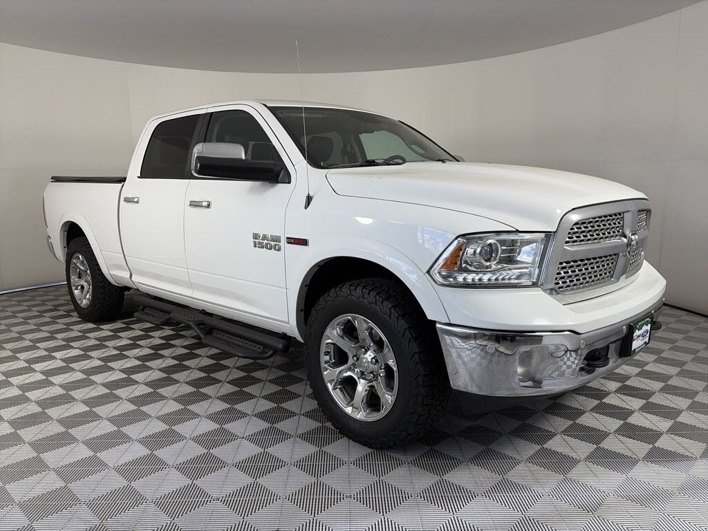 2018 RAM 1500 Laramie Crew Cab 4WD