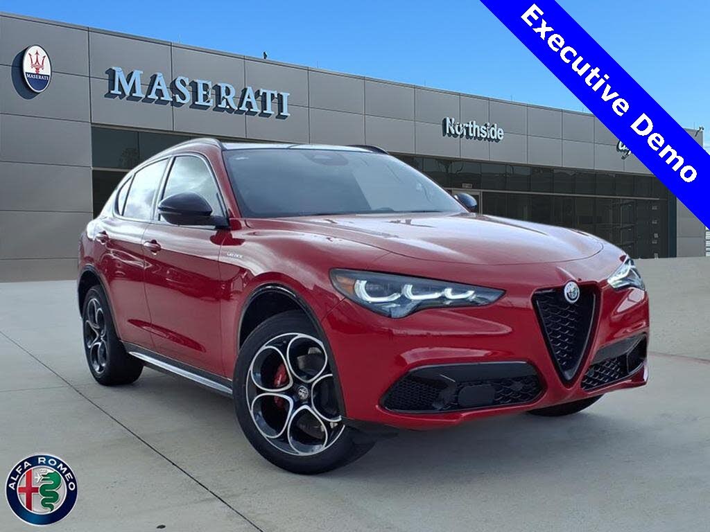 2025 Alfa Romeo Stelvio AWD