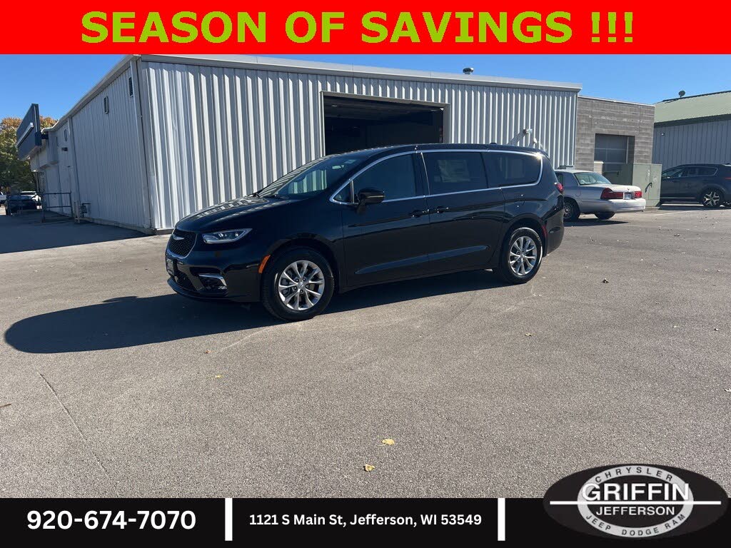 2026 Chrysler Pacifica Select AWD