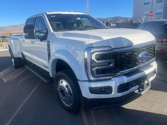 2026 Ford F-450 Super Duty Platinum Crew Cab LB DRW 4WD