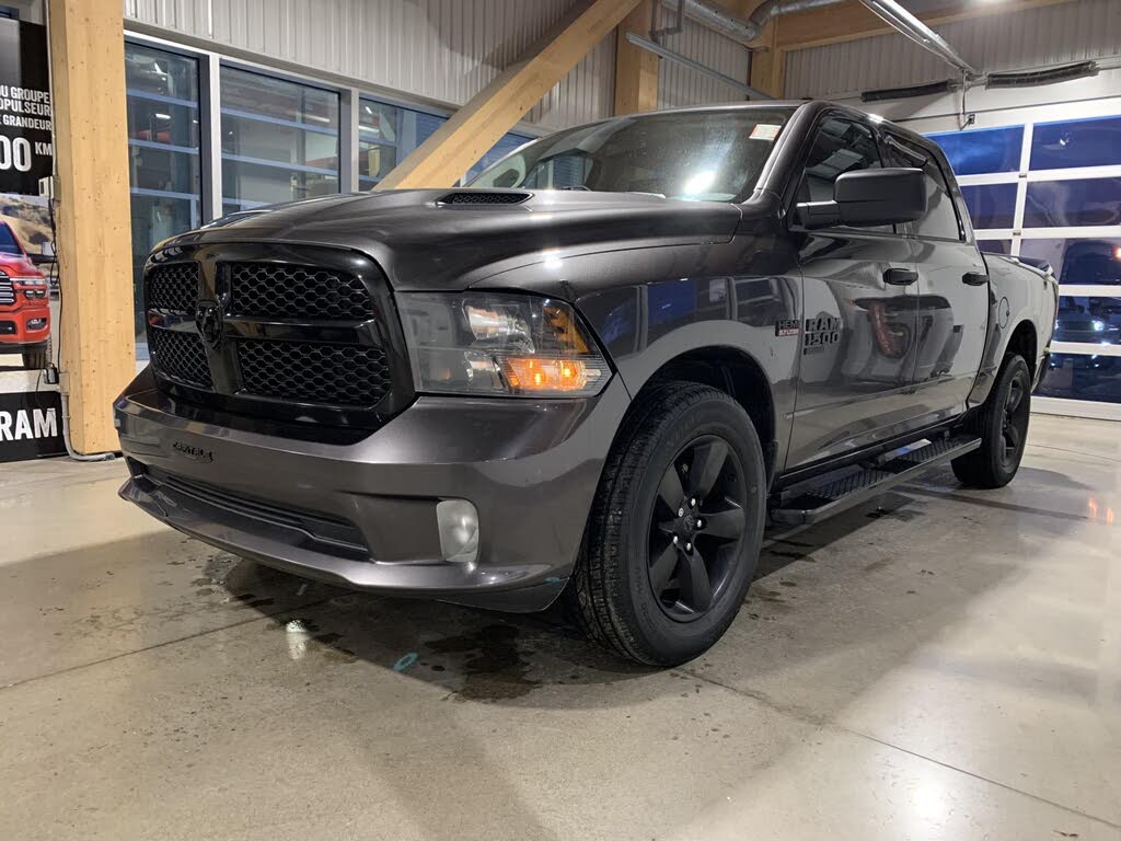2019 RAM 1500 Classic Express Crew Cab 4WD