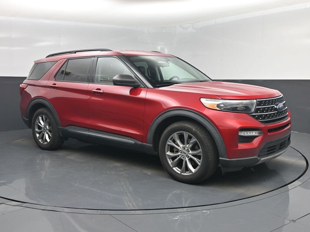 2020 Ford Explorer XLT RWD