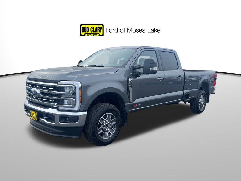 2025 Ford F-250 Super Duty Lariat Crew Cab 4WD