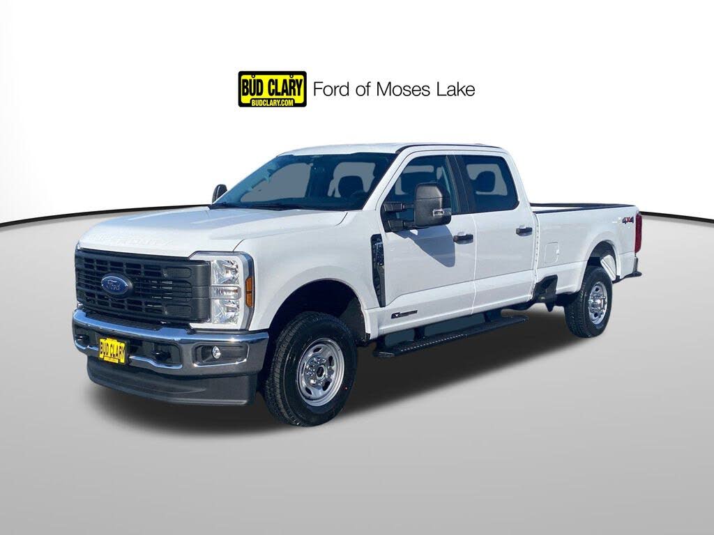 2025 Ford F-350 Super Duty XL Crew Cab 4WD