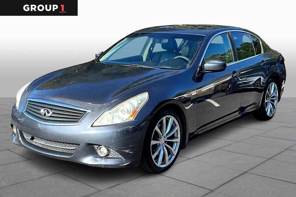 2013 INFINITI G37 Journey Sedan RWD