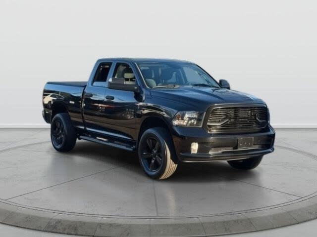 2016 RAM 1500 Express Quad Cab 4WD