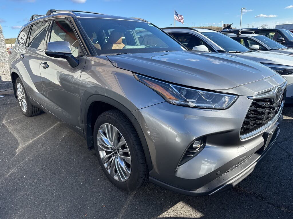 2025 Toyota Highlander Hybrid Platinum AWD